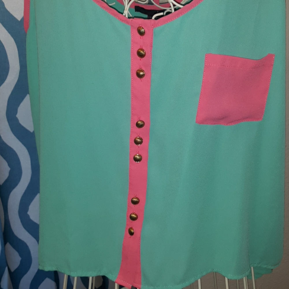 Light Blue & Pink CUTE🌻🌻 Spring Tank - Picture 5 of 6